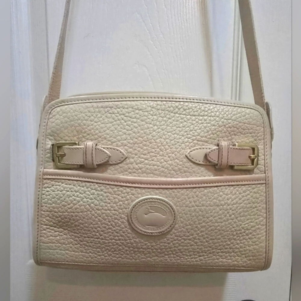 Dooney & Bourke Vintage Cream Leather Shoulder Bag with Buckle Rare - Picture 2 of 12